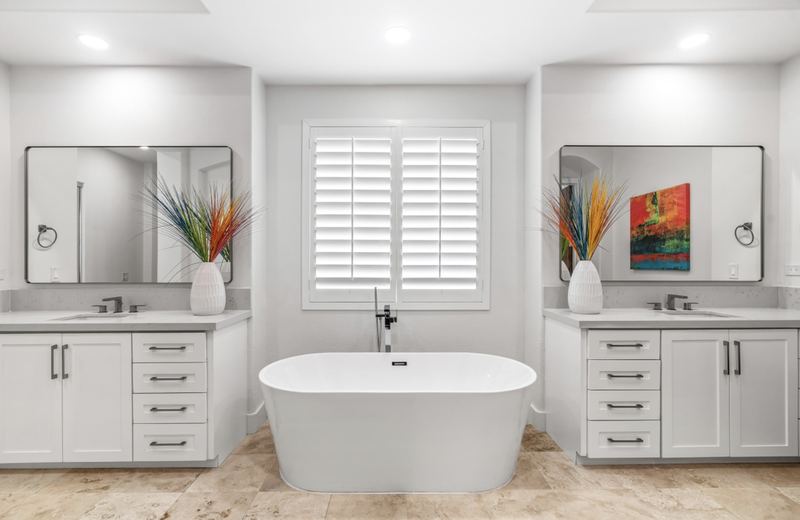 Primary bath with freestanding tub